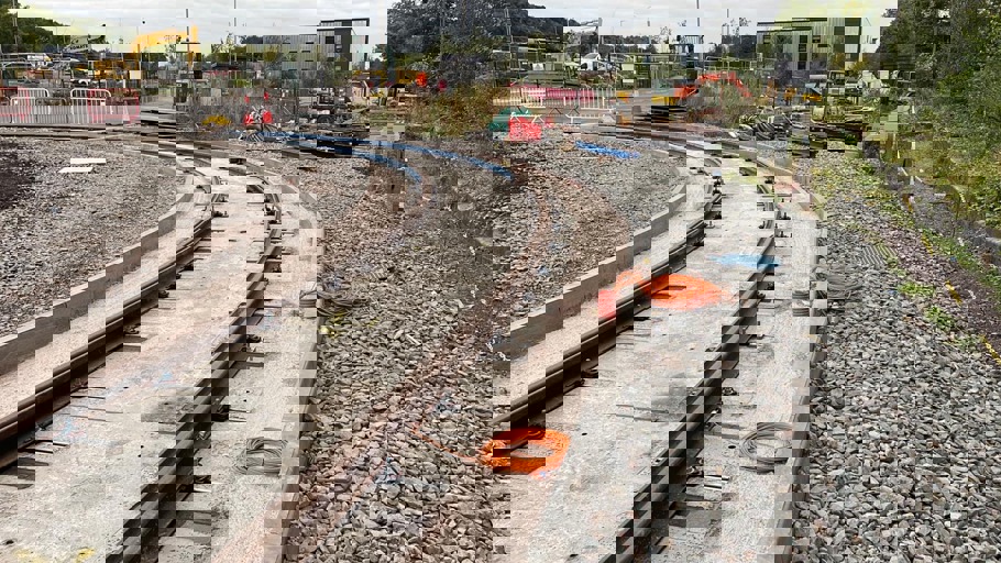 20 11 23